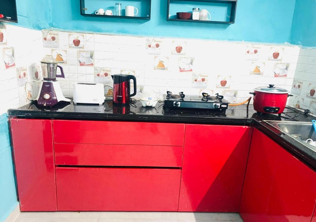 Best Individual Home Stay Near Apollo Jubilee Hills Hyderabad Exteriör bild
